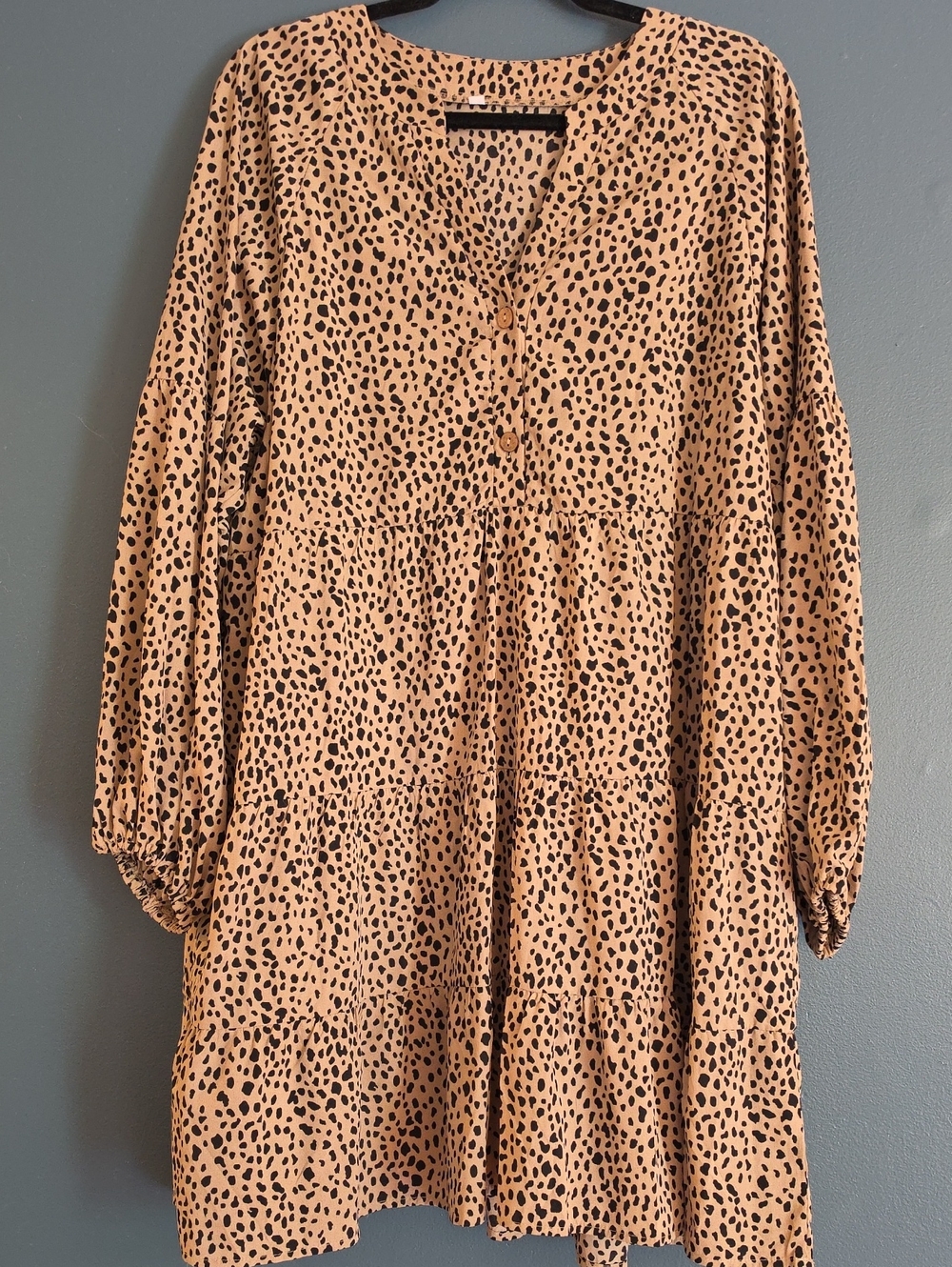 Woven Long Sleeve Tiered Mini Dress in Tan Leopard